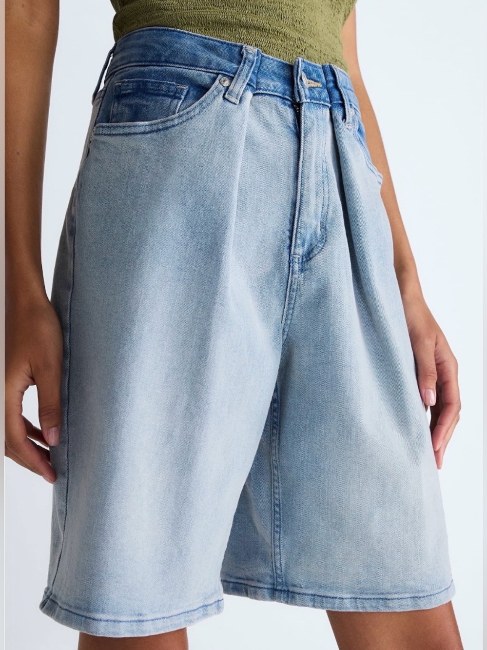 NWT Scoop Denim mid rise Jorts /Shorts contrast waistband